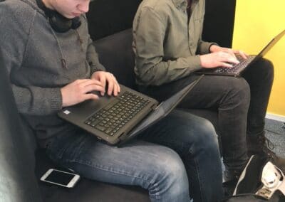 3BC39430-EC09-4CB8-BA31-111FDB2B1DBF_1_105_c